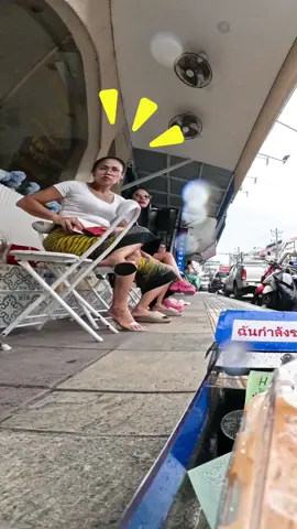 【検証】海外でラジコンに「タイティー🥤🇹🇭」買いに行ってもらった末路www inプーケット🇹🇭 #ラジコン #おつかい #はたらく車 #rccars #rccar #Phuket #thailand #パトンビーチ 