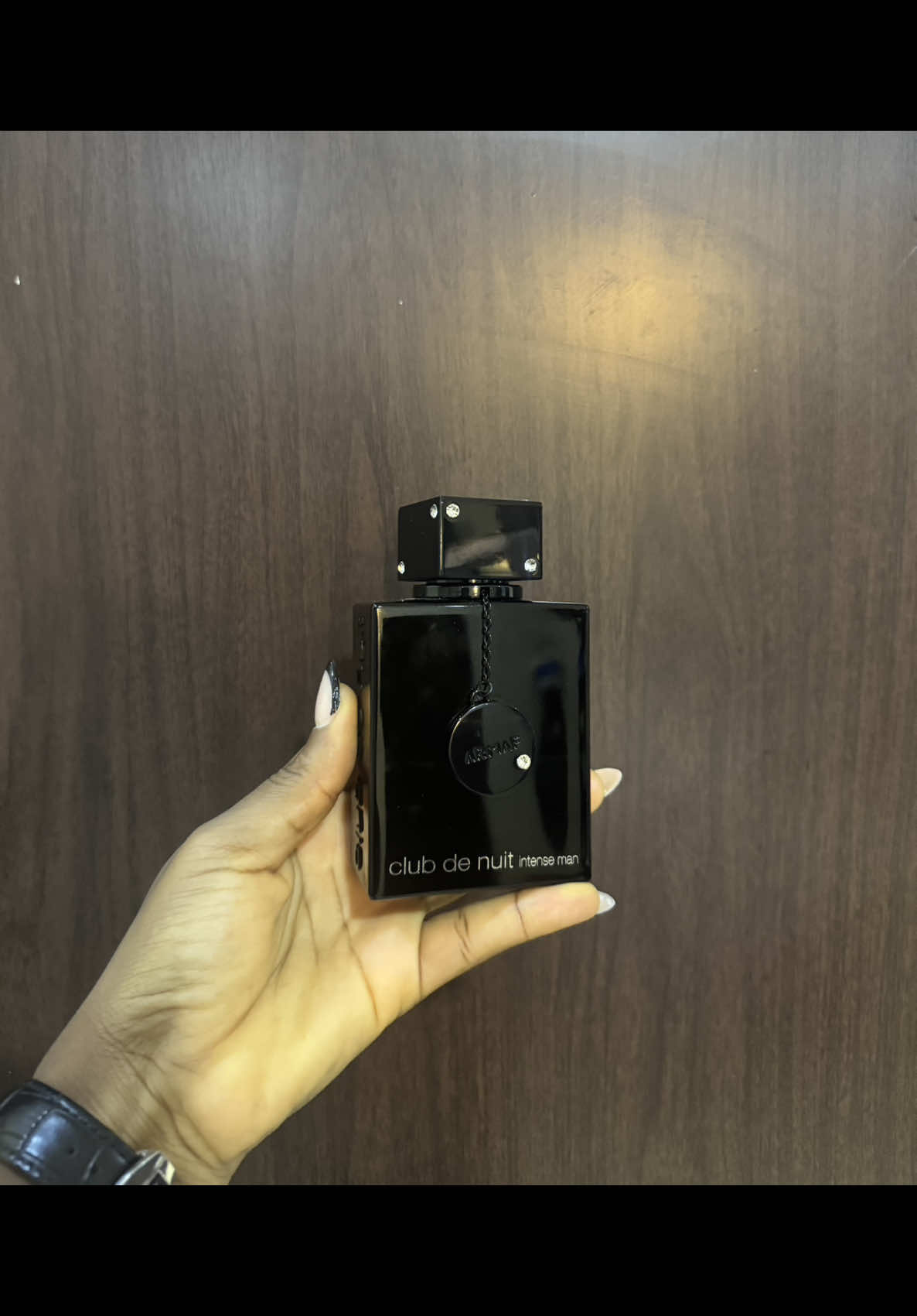 105ml- 🏷️60,000 50ml- 🏷️24,000 You can also get two of the 50ml for 🏷️45,000 #perfumevendorinlagos #smellLuxury #supportme #blowthisupforme #armaf #perfumebusiness #businessowner 