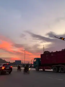 masih tntng bundaran🙃#batamtiktok #sunsetvibes #fypage 
