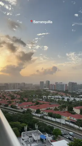 Te extrañé mi cielito barranquillero! 🌈☀️#barranquilla #colombia 
