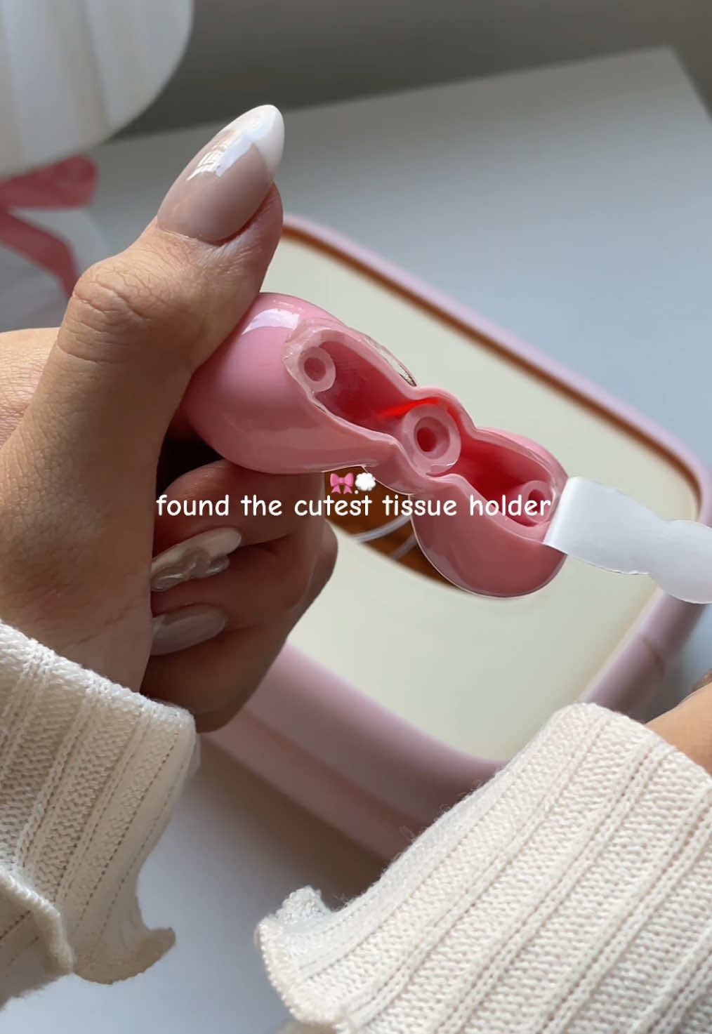 cutest tissue holder 🎀💫 #tissueholder #tissuebox #tissuemurah #tissueorganizer   #tissuepaper #pink #tissue #fyp #viral #trending   #creatorsearchinsights 