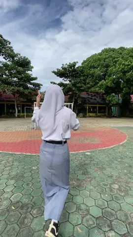 pesona anak SMA #tinggi #168cm  #fypシ゚ #tallgirl #slowmotion 