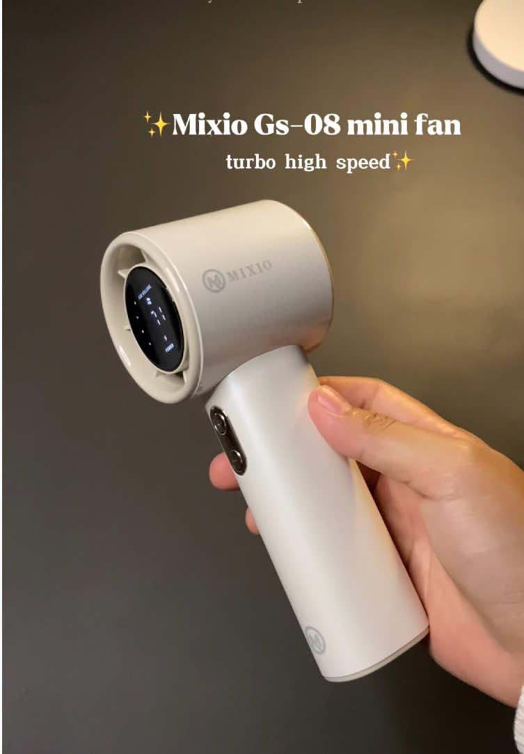 Ga ada drama kepanasan lagi pas diluar 😍 #mixio #kipasminiportable #kipasangin #minifan #CapCut 