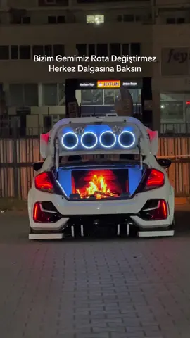 herkes dalgasına baksın :) #honda #keşfet #civicfc5 #keşfetteyizzz #fyp #keşfetedüş 