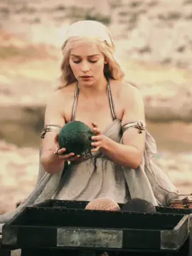 Biggest glow up in game of thrones #daenerystargaryenedit #gameofthrones #jonsnow #fyp #viral #edit #targaryen #emiliaclarke @𝓐𝓵𝓲𝓿𝓮𝓼𝔁𝓼𝔁 @Proxima… @❥𝕂𝕚𝕣𝕒🏹 @✧ @𝘷𝘢𝘭𝘺𝘳𝘪𝘢𝘴𝘧𝘹 ⊹ ࣪ ˖ @angie @︎ ︎ @ᴀꜱᴏɪᴀꜰ ᴇᴅɪᴛᴏʀ @visearys 