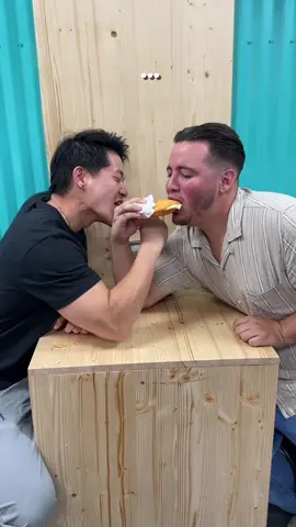 Creo que se llevaron DEMASIADO bien😅… Quién tiene amigos así?👀