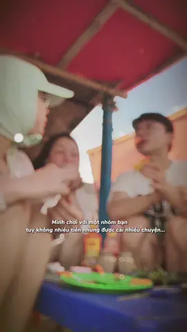 Ko ưa nhau nhưng vẫn đi chung, nói chiện 10 câu thì chửi nhau 11 câu , phiền nhưng vẫn phải nói 🤣🤣 #tinhbandieuky 