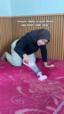 Janji mau sering2 vacum tempat tidur sih 🥹 #vacuum #vacuumcleaner #penyedotdebu 