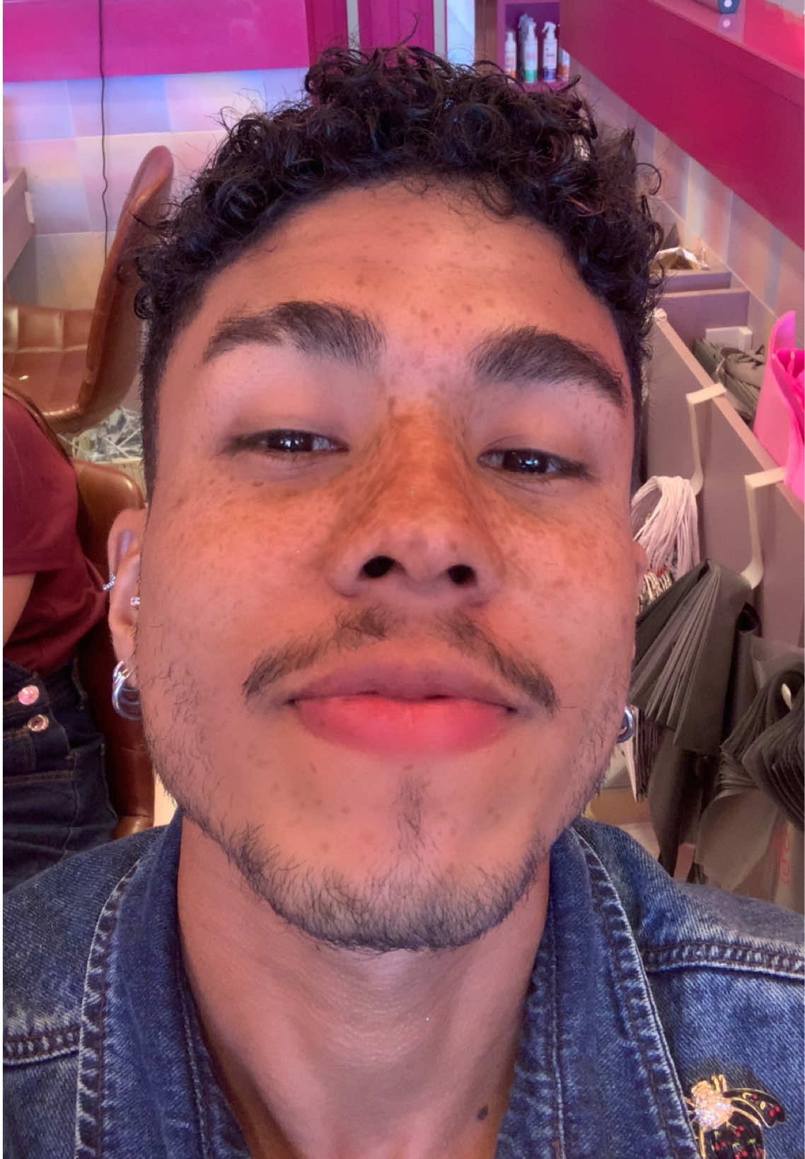 Chat eu te amo mas as vezes tu pesa kkkkkkkk 