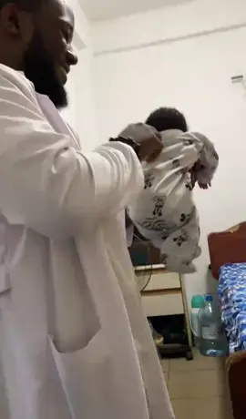 medical assessment, new born baby of tiktok gallant reflex #babiesoftiktok☺️