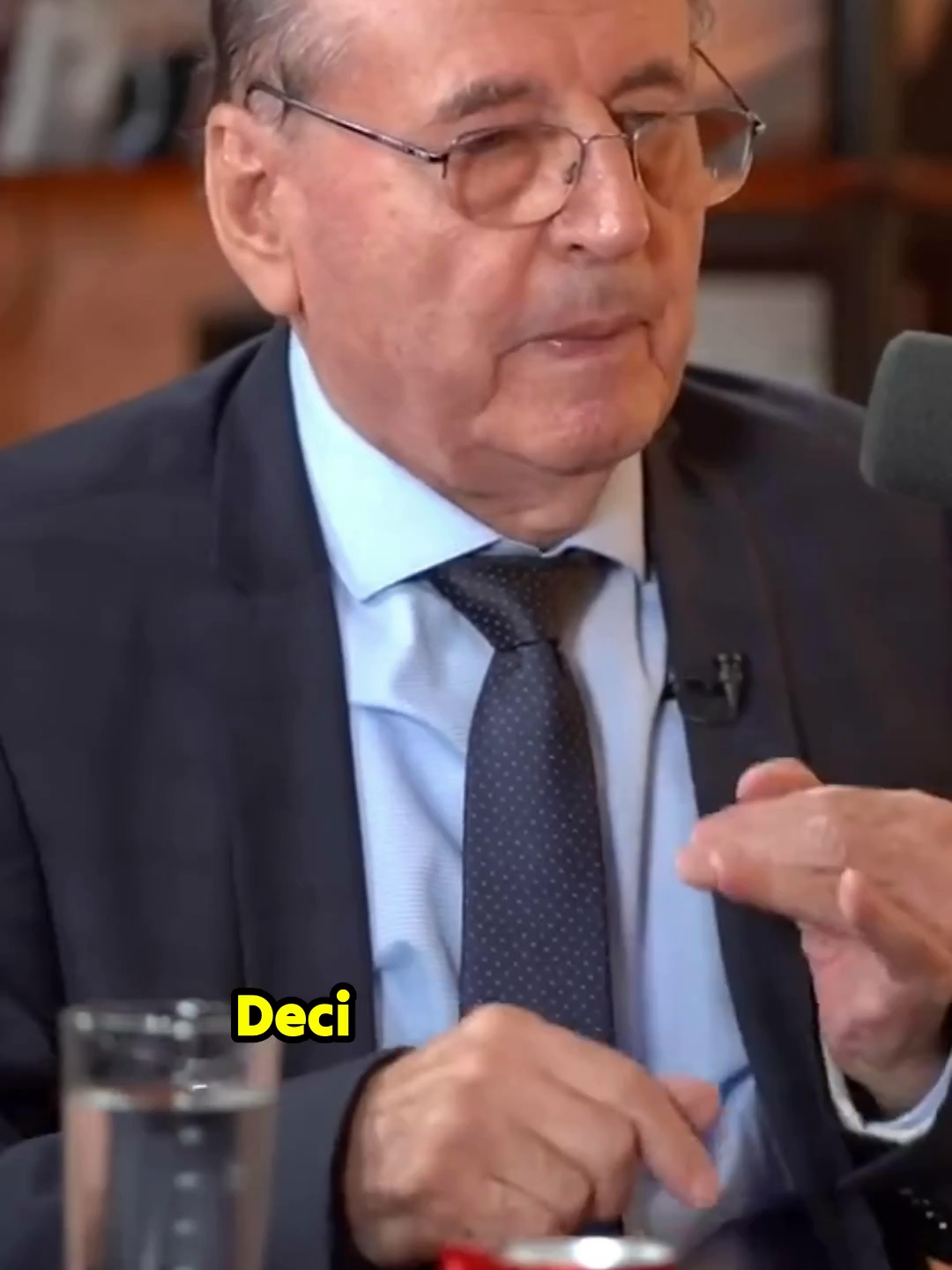 Cum ne influențează gândurile sănătatea și ADN-ul Gândirea are un impact profund asupra experiențelor noastre zilnice și asupra sănătății noastre mentale și fizice. Emisiunea de față aduce în discuție conceptele revoluționare propuse de prof. dr. Constantin Dulcan, care arguează că gândul nu este doar o emanație abstractă, ci un câmp de energie ce influențează inclusiv ADN-ul. Cum ne afectează gândurile nu doar pe noi, ci și pe cei din jur? O călătorie fascinantă în înțelegerea interconexiunii dintre minte, emoții și sănătate.  Explorați aceste idei provocatoare și descoperiți cum fiecare gând poate deveni un instrument puternic în viața noastră!  #gândire #sănătate #ADN #energiamentala #emotii #drconstantindulcan #InteligențaMateriei #spiritualitate #autoajutor #FainsiSimplu