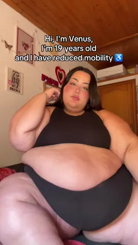 #plussize #fatgirl #fyp #ssbbws #bodypositivity #chubby #bodypositivity #sbbw #biggirl #plussizefashion #feedee #ussbbw #pov #gordita 