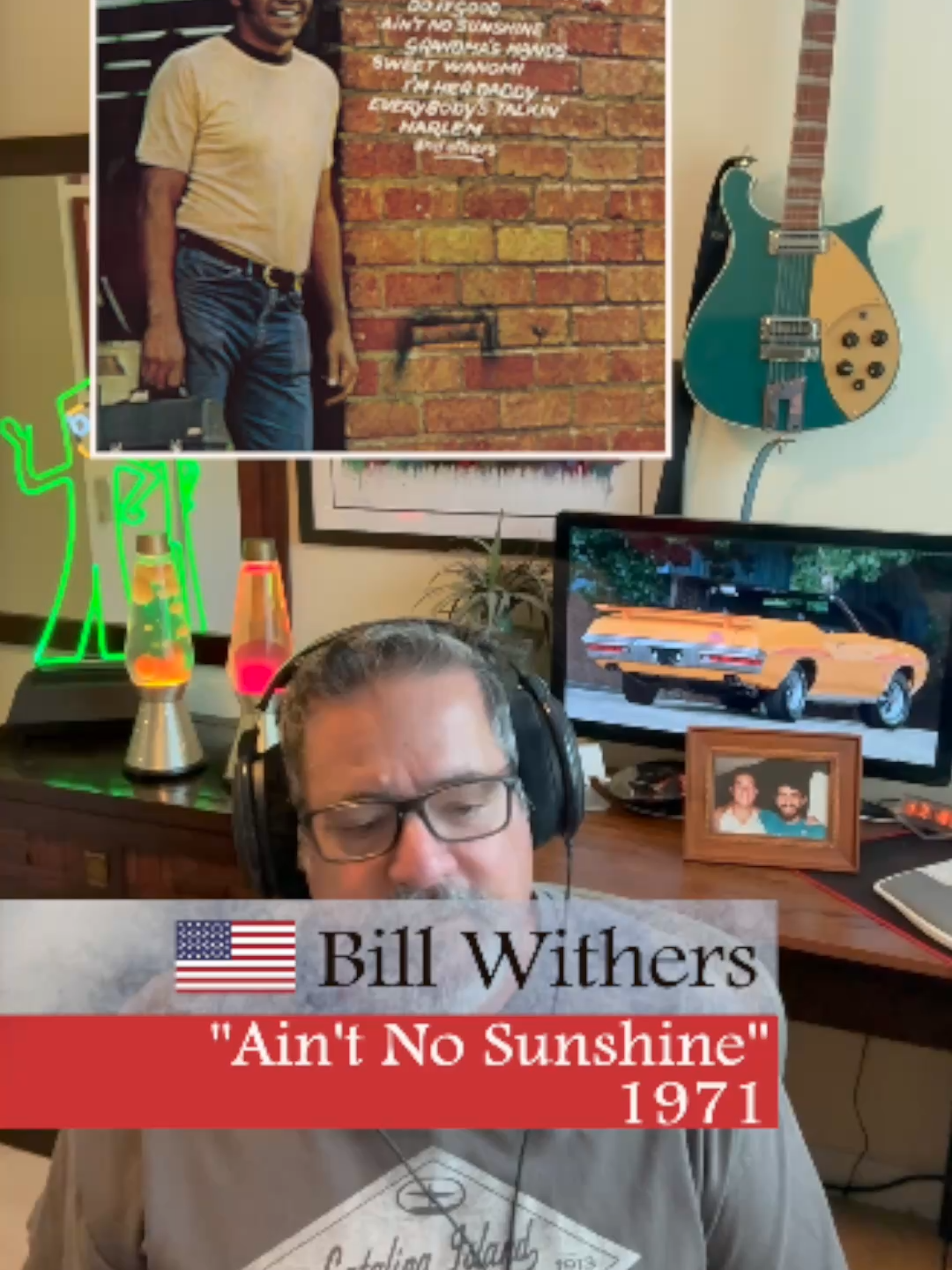 Today's ALL NEW Daily Jam is an early 70's classic that everyone should know immediately.  The voice is so smooth.  I know.. I know... I know.. I know... IYKYK!  LOL  #dailyjam #tomsdailyjam #dailyjams  #music #70smusic #letsrock #rockout #musicfreak #musicnerd #musicjunkie #isingalong #letslistentorecords #letslistentomusic #billwithers #aintnosunshine #TDJaintnosunshine #turnoffyourtvs #musiclovers #iknowiknowiknow