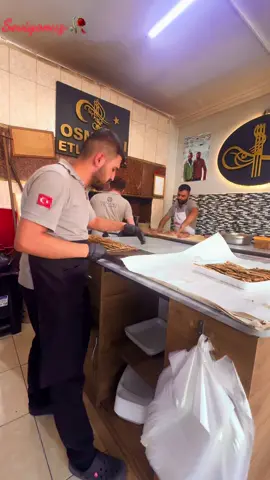 #osmanlıetliekmek #yerimdedur#keşfetteyizzzzz #tiktokindia #keşfetteyizzz #instigram #pide #etliekmek #aksaraylive #@Ömeraliiii 