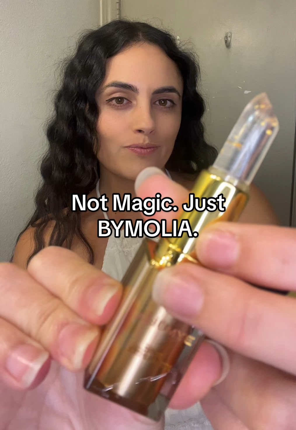 I’m sorry but HOW is this not $50?! BYMOLIA’s color-changing formula just raised the bar. 💄 #under20 #colorscience #luxurylipstick #bymolia #beautyproducts #lipstick #longlastinglipstick #phlipstick #luxuryforless #makeupthatlasts #BeautyTok #viralmakeup #GlowUp #affordablemakeup #Dealsforyoudays 