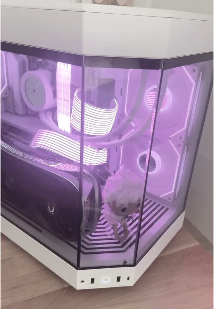 what do u think? 🙂‍↔️🙂‍↔️🙂‍↔️ #pc #setupgaming #setup #gamer #Gaming #games #game #GamerGirl #cute #pcgaming #GamingSetup #ryzen #highend #pcsetup #pcbuild #rate #fy #fyp 