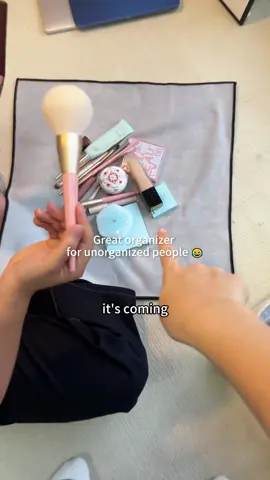 One wrap, endless ways to pack — summer trips just got easier! #Dealsforyoudays #TikTokShopSummerTurnUp #EuhomyIceMaker #Euhomy #SuperBrandDay #EuhomySuperBrandDay #makeupbag