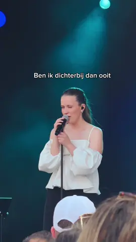 In jouw hart maar uit het oog, ben ik dichterbij dan ooit❤️‍🩹 #live #dichterbijdanooit #rosann #optreden 