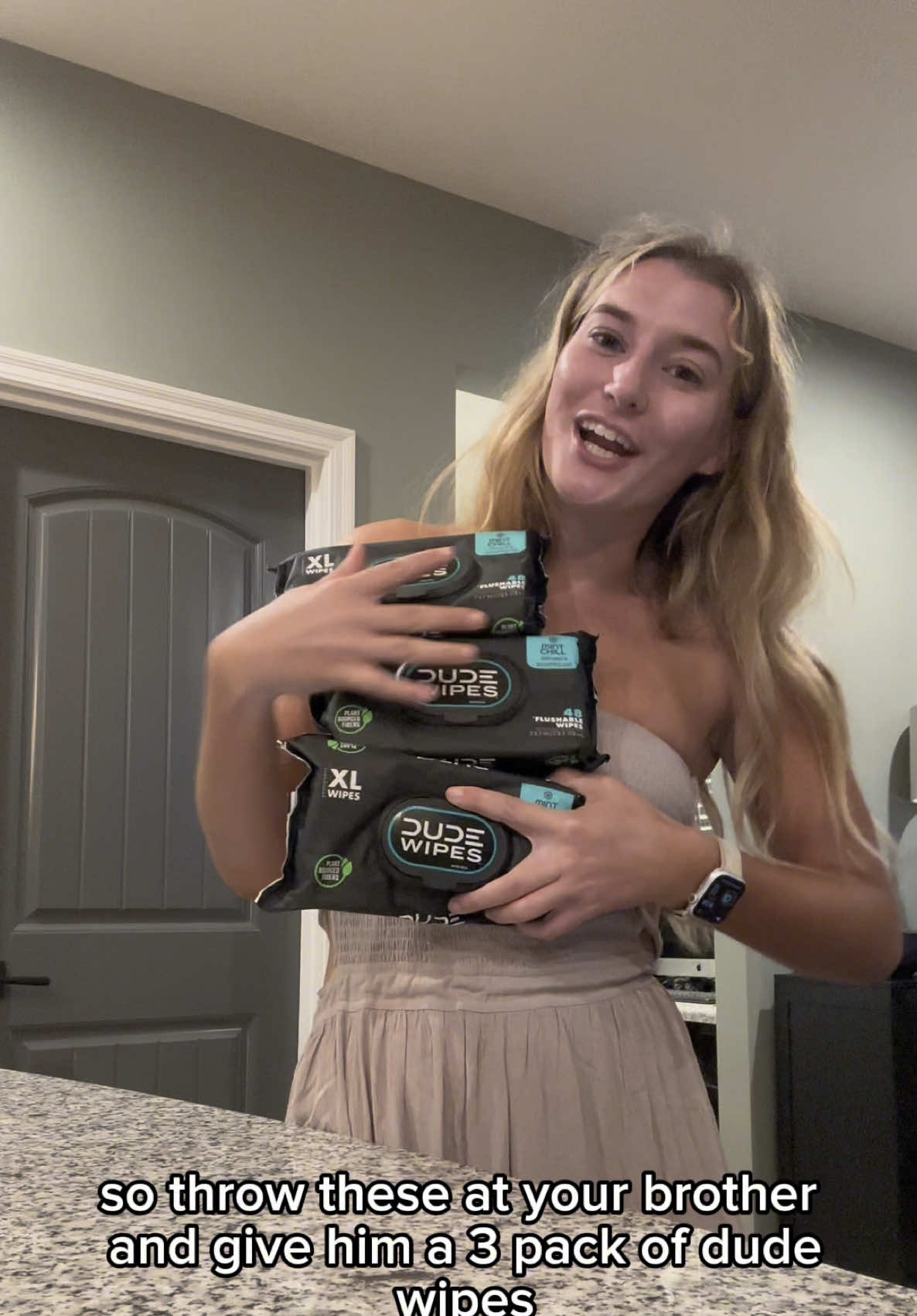 I’m surprised it took him that long to guess! #dudewipes #dudecreator @dudewipes #throwing #guessinggame 