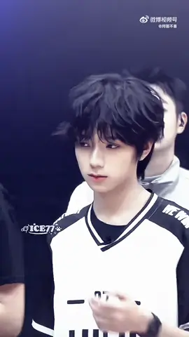trpesona sama mahluk srius main nya misterius 🤭🗿。 , , , , #fyppppppppppppppppppppppp #fyppppppppppppppppppppppp #fyppppppppppppppppppppppp #lulu #wanglujie #tfstan🇮🇩🇨🇳 #tf_family_4rd_generation👑🇨🇳 #fyppppppppppppppppppppppp #fypシ #fyp #fypシviral #fypシviral #likes #anjj #like #onol #like #salin #tautan #terpantau #blom #di #like #like #algorithm #4u  #tiktok #1jtviews #4u