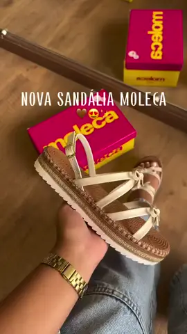 Faça seus pedidos em nosso site e receba no conforto da sua casa! ✨ 🌐https://lojaarmazem.com ✅Enviamos para todo Brasil ✅Frete Grátis ✅LOJA AUTORIZADA DAS MARCAS AREZZO, ANACAPRI, HAVAIANAS, MOLECA… 📲 Para mais informações, entre em contato conosco link na bio. Estamos prontos para atende-los! #sandaliasipanema #sapatosdeluxo #saltoalto #luxury #tênis #sandalia