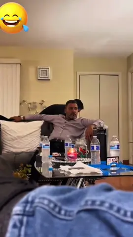 #funnytiktok #funny #funnyvideos #usa #usa_tiktok #prankcouples #parnkvideo #fouryou #UFC #fyp 