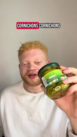 Je goûte la Popeyes limonade (liminade aux cornichons) 