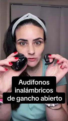 Audífonos inalámbricos de gancho abierto Tienen un diseño ergonómico que no entra al oído, así que no molestan ni se sienten pesados, incluso después de usarlos todo el día. El gancho de silicona suave y antideslizante se adapta a diferentes formas de oreja, no se caen y son súper cómodos. Me encanta que el sonido se transmite de forma direccional, así que no se filtra el audio a quienes están cerca, ideal para reuniones, entrenamientos o caminar por la ciudad sin aislarte del entorno. La calidad de sonido es envolvente 360°, y además tienen micrófono HD para llamadas claras. El estuche trae una pantalla LED que muestra la batería y rinde hasta 24 horas, lo cual es perfecto para no estar cargando a cada rato. Son súper livianos y tienen ese diseño moderno que se ve bien con cualquier look. #gadgetsparati #audifonosinalambricos #audifonosdegancho #comodidadabsoluta #audifonosmodernos #audifonosligeros #audifonos360grados #sinpresion #nocaen #audifonosentrenamiento #audifonosviaje #audifonoscomodosyutiles #calidaddesonido #microfonoHD #audifonosparatrabajo #tiktokshop2025 #gadgetsutiles #tecnologiainteligente #audifonosparacorrer #estucheconpantalla #baterialarga #audifonos24horas #audifonosparahombres #audifonosparatodo #audifonoscomodisimos #gadgetsdelmomento #audio360 #gadgetsdeportivos #accesoriostiktokshop #audifonosportables #estiloyfuncion #sonidoclaro #TikTokShopCreatorPicks #TikTokShopUnboxing #superbrandclub #summertransformation #summerwonderland #Dealsforyoudays #newarrivals