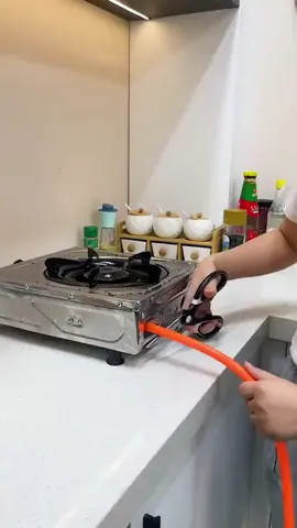 قدر بديل الطباخ الكهربائى يشوي، يقلي، يخبز، يحمّص، ويطبخ بالبخار في جهاز واحد