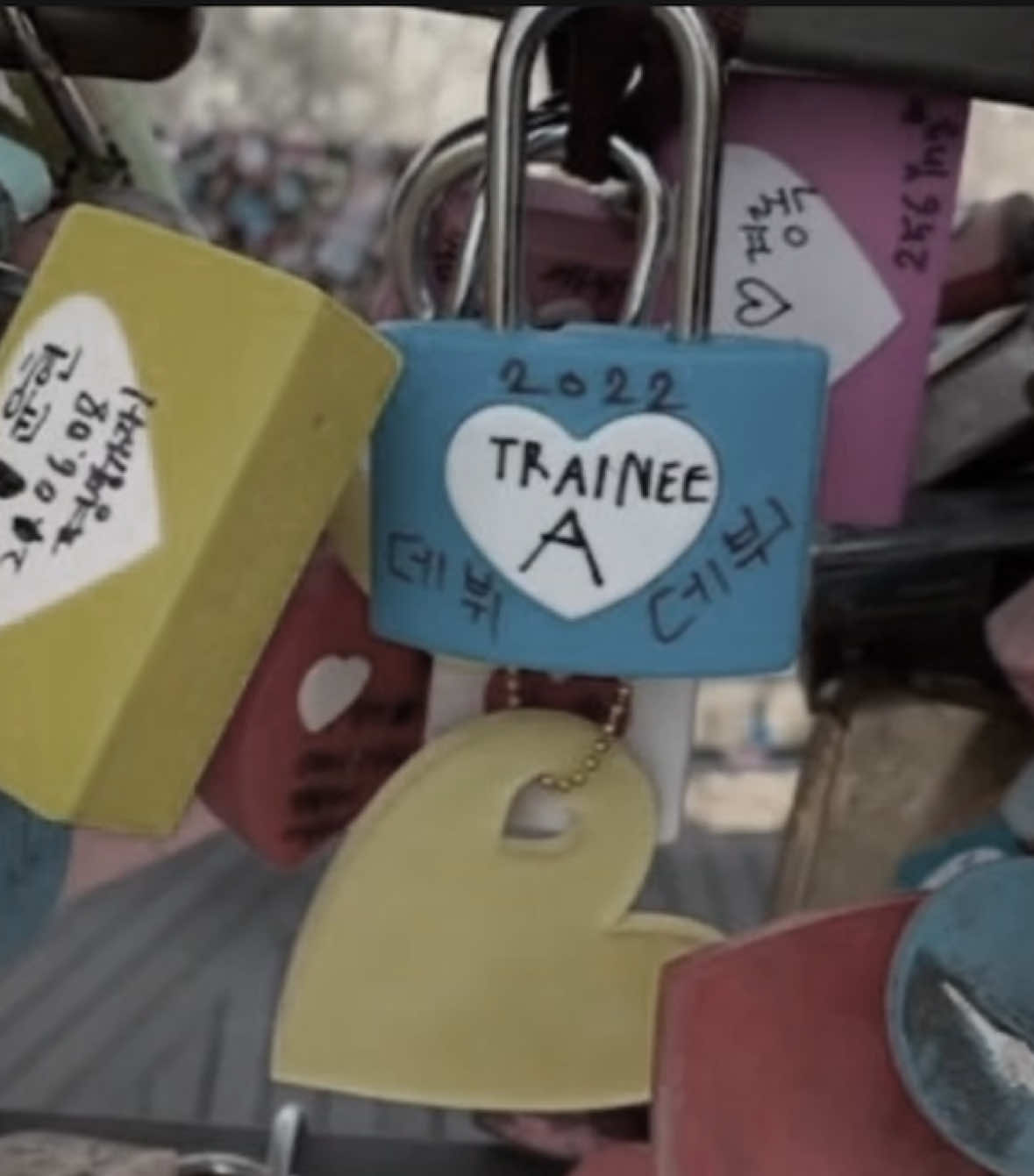 “Trainee A is FAMILY” #traineea #boysplanet2 #leo #sangwon #woochan #jayjay #james #yorch #jihoon 