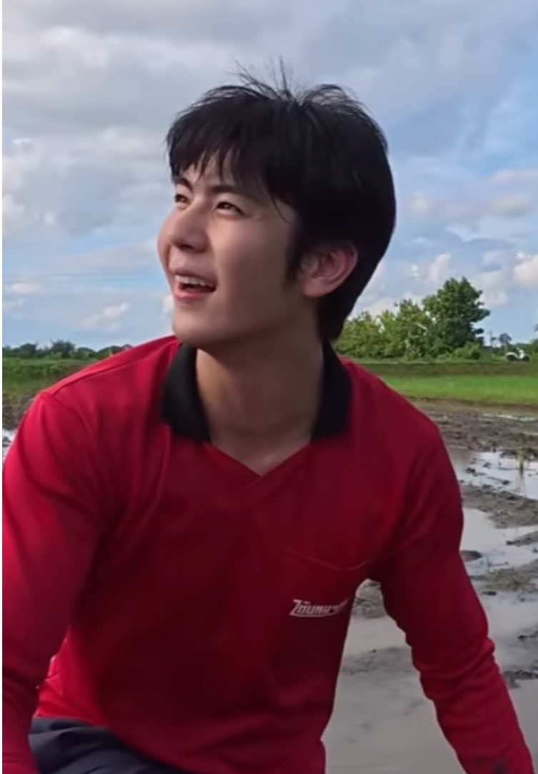 บ่าวเสื้อปุ๋ยที่จริงใจ🥹🤏🏻 #ริววชิรวิชญ์ #เซียนหรั่ง #เสื้อปุ๋ย #มะลายยายอยาก #วิธีชีวิตแบบมะลายยายอยาก #ริววชิรวิชญ์ #01 