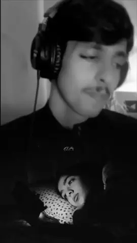ما كنت ارضى تزعلين وانتي بتهديني الزعل 🥀🍂#_نادرالشراري❤️🥀 