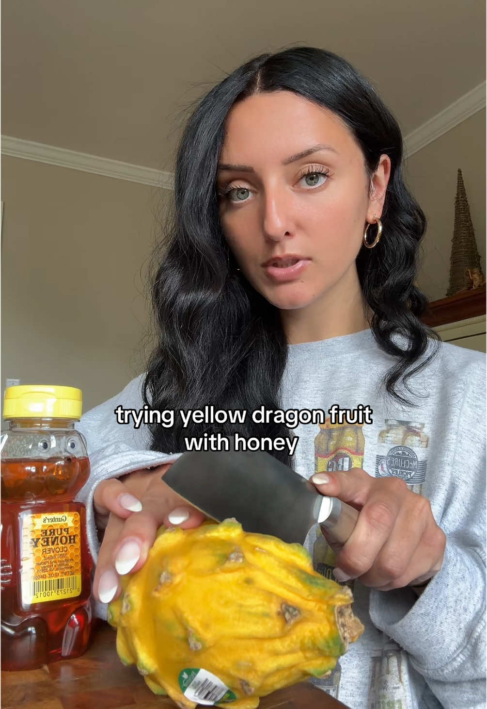 we back #yellowdragonfruit #fruit #fruits #fruitmukbang #mukbang #mukbangs #food #Foodie #foodreview #mango #trend #trending #honey 