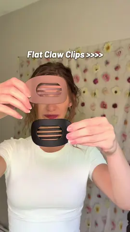 Flat claw clips that won’t dig into your head >>> #clawclip #flatclawclip #hairclipstyle #clawcliphack #clawcliphairstyles #tiktokshopdealsforyoudays #dealsforyoudays #tiktokshopsummersale #tiktokshopsummerturnup #tiktokmademebuyit #tiktokshopfinds 