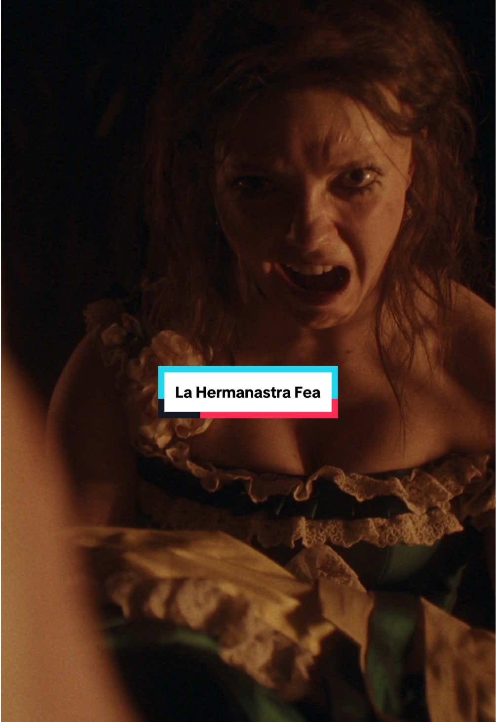 Una version siniestra y aterradora del cuento de la cenicienta. #LaHermanastraFea  Estreno 11 de septiembre, solo en cines. #TheUglyStepsister #BodyHorror #Cenicienta #Horror #Terror #Cine #movie 