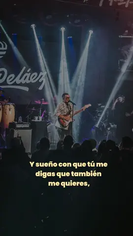 Y sueño con que tú me digas que también me quieres, Que te emocionas cada vez que llego, Que te sorprende, pero te encanta, lo que te digo hoy, Que no me aflija, que tengo un espacio, ahí en tu corazón... Déjame cambiarte tu destino... Que hasta cambio el mundo por los dos. Que me sobran ganas de ser solo tuyo, tan tuyo mi reina, Quiero enamorarte como a ti te gusta, anhelas y esperas, ¡Ay! Solo dilo y me le mido a lo que sea, bien sea por verte...
