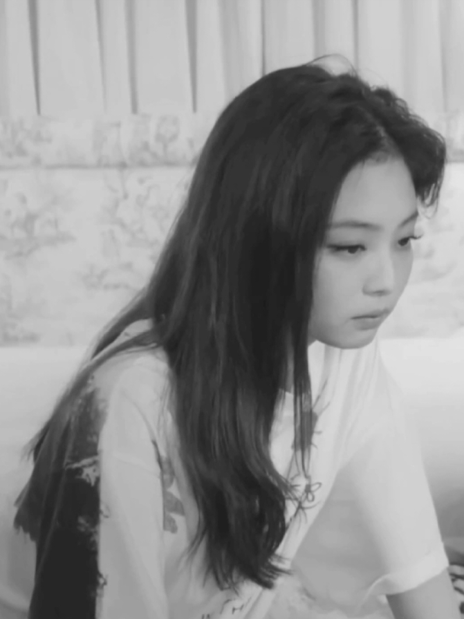 ... #jennie #jenniekim #jennierubyjane #jennieedit #blackpink #bp #fypviralシ #fypシ 
