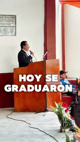Estuvimos, junto con mi compañera Plasida Calzada en la Ceremonia de Graduación de la Escuela Técnica No. 23, en la Comunidad de Cieneguilla, Tierra Blanca.  Un placer ver un paso más de estos campeones verlos y crecer académicamente.  ¡Que nunca nadie les diga que no pueden!  #graduados  #guanajuato  #Tierrablanca  #abrahamsotomayor 