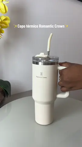 🧊 Copo térmico de inox com camada dupla e tamanho grande! Mantém gelado por até 24h e quente por 12h. Vem com tampa, canudo de inox, capa de silicone e escovinha de limpeza. ✨ Prático, resistente e ainda tá com desconto, só clicar no carrinho laranja que está no vídeo @ROMANTIC CROWN #copotermico #achadinhos #tiktokshop #romanticcrown #KerationHairDay  @keyciane🛍️✨ 