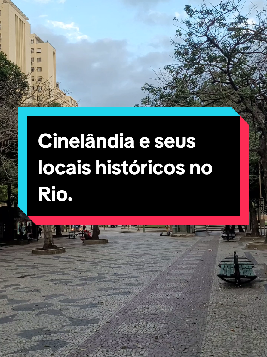 Caminhando pela Cinelândia no Centro do Rio. 📍 #Rio #centro #BoaNoite #RioDeJaneiro #centrodorio
