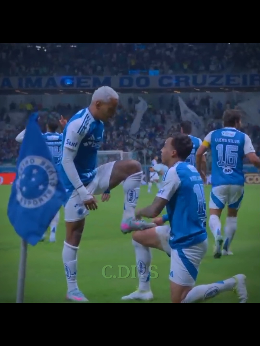 É a seleção de BH🦊💙🔥 #cruzeiro #maiordeminas #matheuspereira #kaiojorge #fyp #viral 