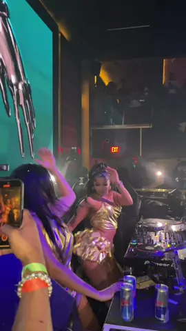 I just stood there in awe tbh…they had me SHOOK  #txc #amapiano #afrobeats #afriqueevents #tarryn #clairisetxc #amapianodance #asjike @AfriQue Events Boston #CapCut @TxC 