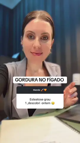 O que causa gordura no fígado é carboidrato. Se você tem gordura no fígado você precisa de uma dieta lowcarb, aprender a fazer jejum e colocar seu corpo em movimento.  🧡 Compartilhe com o máximo de pessoas que você conhece! 👇🏽 Me conta: Você tem gordura no fígado? #nutricaointegrativa #nutrivilavelha #nutricaointeligente #nutrieua #nutrieuropa #gorduranofigado #esteatosehepatica 