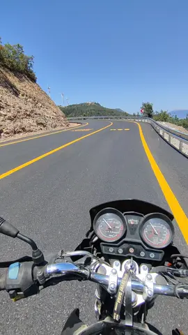 #kesfetteyiz #kesfetbeniöneçıkart #motorcycle #motor #fyppppppppppppppppppppppp 