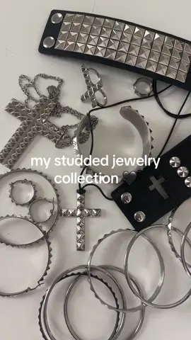 designed by me! 🪽🎵🖤