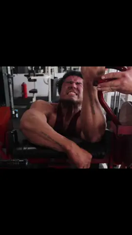 Seb #bodybuilding #GymTok #gym #Fitness #classicphysique #motivation 