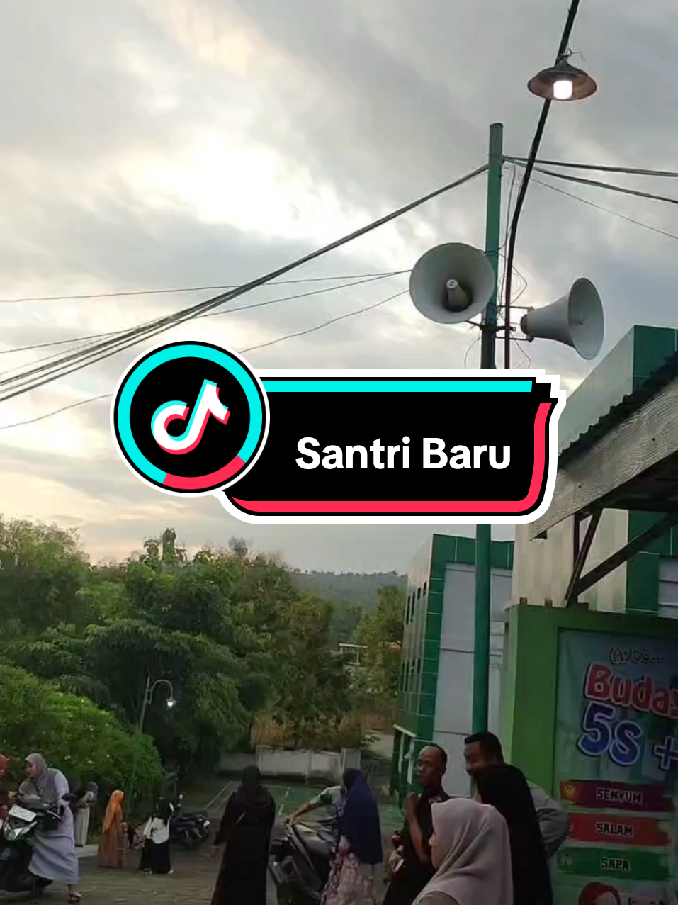 Late post!! Penyambutan dan pembinaan santri baru Mahad Darul Ilmi MTsN 2 Tuban🥰 #ayomondok #kemenag #foryoupage #mtsn2tuban #mahaddarulilmi #santriberprestasi #fyp @MTsN 2 Tuban 