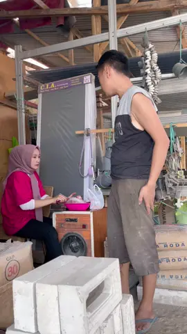 Tah kieu ai ngobrol jeng nu suliweung mah, ngomong ti urang samangka, kaituna jd sop buah 😭