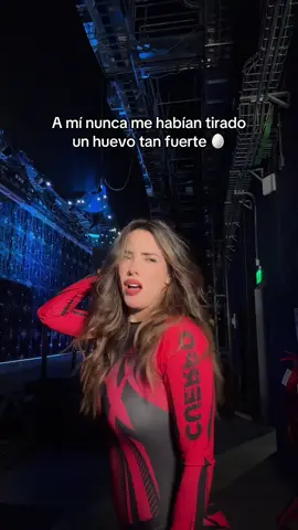 Es una tosca 😭. 