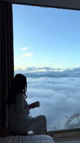 Morning view Negeri diatas awan Toraja🌫️☁️#fyp #happyholidays #toraja #torajasulawesiselatan #torajanese #torajapride🏝️💥 #torajahits #lolaitoraja #negeridiatasawan #thelemperesort 